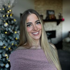 Meet your Posher, Haylie